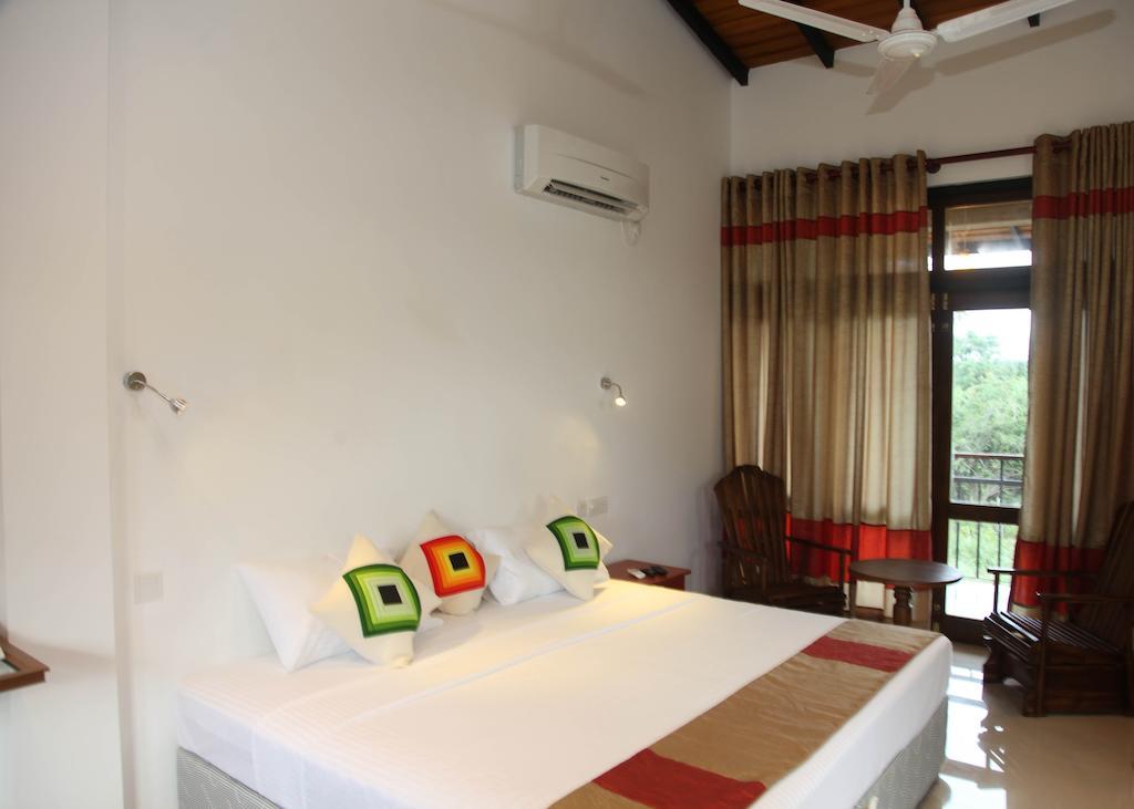 Magampura Eco Village Tissamaharama Rum bild